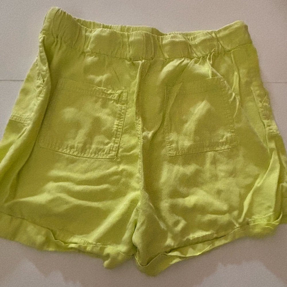 Velvet Heart Neon Lime Cargo Shorts - Picture 2 of 6